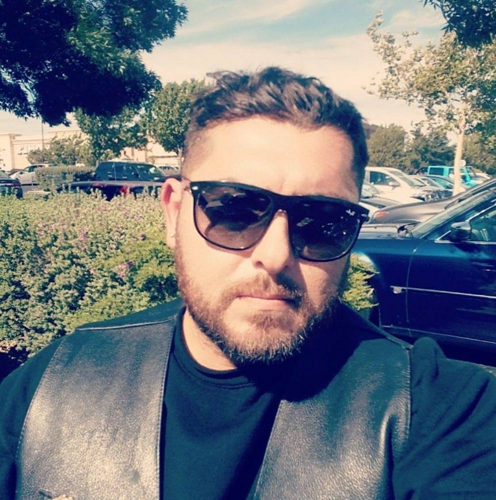 Meet your Posher, Aaron